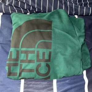 Men’s North Face sweatshirt.